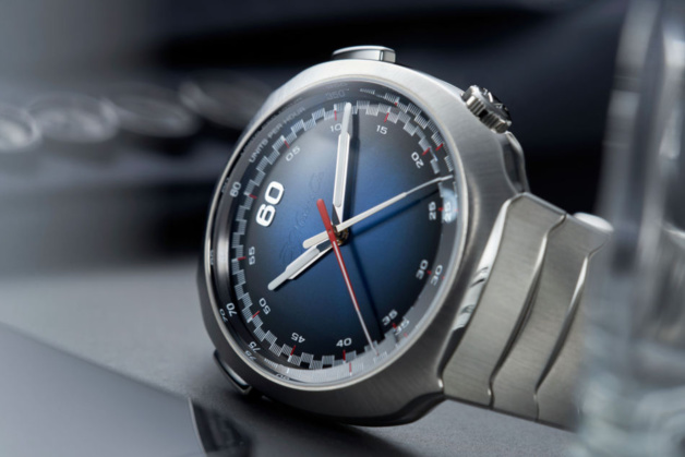 Moser Streamliner Flyback Chronograph Automatic version 2.0 : avec logo en laque transparente Moser Streamliner Flyback Chronograph Automatic version 2.0 : avec logo en laque transparente