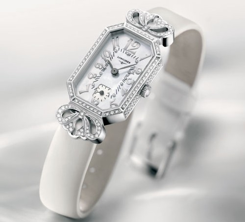 Longines célèbre 175 ans d'histoire à la Cité du Temps Longines célèbre 175 ans d'histoire à la Cité du Temps