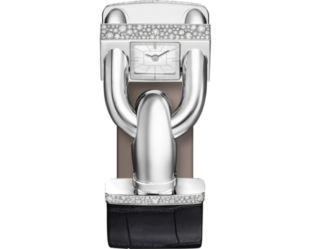 Van Cleef & Arpels : un amour de bijou qui donne l'heure... à la dérobée Van Cleef & Arpels : un amour de bijou qui donne l'heure... à la dérobée