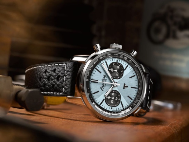 Breitling : les chronos Top Time Deus et Top Time Triumph embarquent le calibre manuf' B01 Breitling : les chronos Top Time Deus et Top Time Triumph embarquent le calibre manuf' B01
