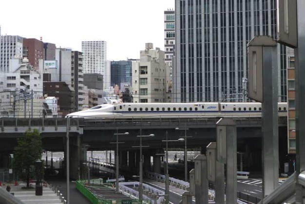 Shinkanzen au départ de Tokyo