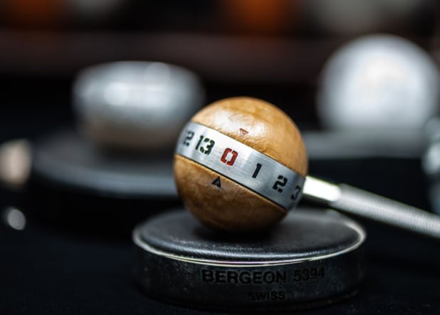 Pétanque : le cochonnet "horloger" de la Société de l'Horlogerie Pétanque : le cochonnet "horloger" de la Société de l'Horlogerie