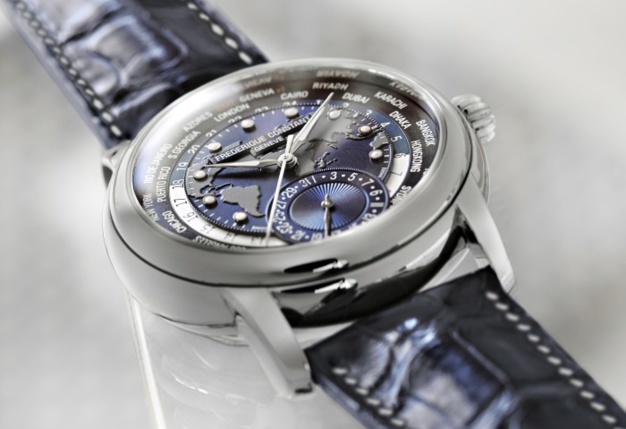 Frédérique Constant Classics Manufacture Worldtimer Navy Blue Frédérique Constant Classics Manufacture Worldtimer Navy Blue