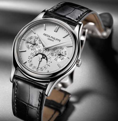 Quantième perpétuel extra plat : Patek Philippe propose une nouvelle version de ce classique légèrement agrandie