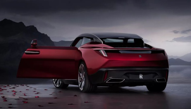 La Rose Noire : une Audemars Piguet Concept dans cette Rolls-Royce à 25 millions d'euros La Rose Noire : une Audemars Piguet Concept dans cette Rolls-Royce à 25 millions d'euros
