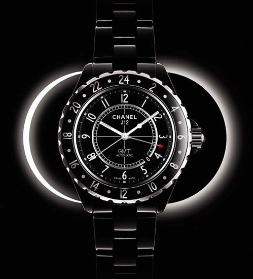 Chanel J12 GMT en céramique noire