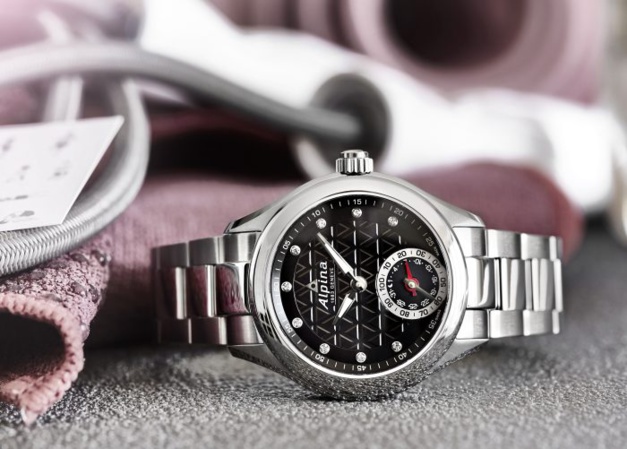 Horological Smarwatch : la montre connectée selon Frédérique Constant et Alpina Horological Smarwatch : la montre connectée selon Frédérique Constant et Alpina