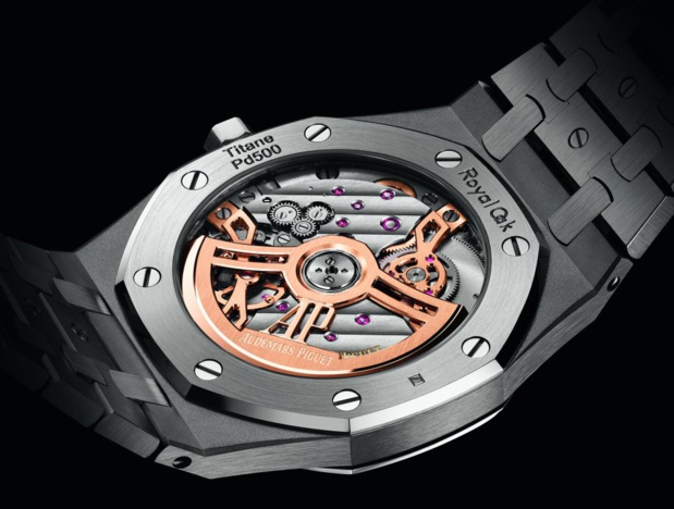 Audemars Piguet Royal Oak "Jumbo" : de titane et de verre métallique Audemars Piguet Royal Oak "Jumbo" : de titane et de verre métallique