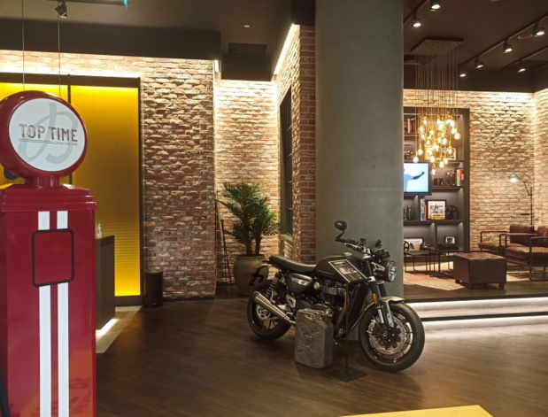 Breitling Singapour Raffles City Breitling Singapour Raffles City