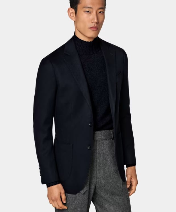 Le blazer : la veste sport intemporelle par excellence Le blazer : la veste sport intemporelle par excellence