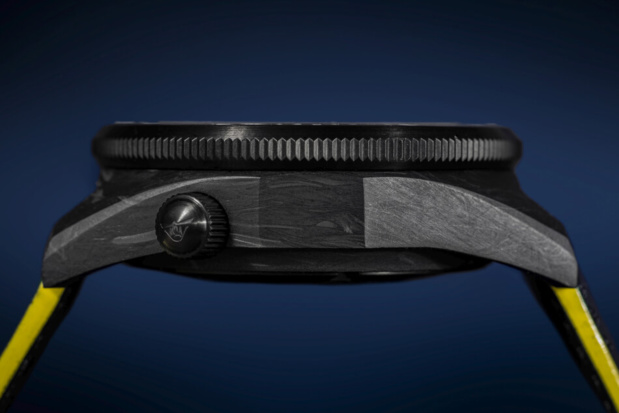 Squale : une nouvelle édition de sa fameuse plongeuse T-183 en carbone forgé Squale : une nouvelle édition de sa fameuse plongeuse T-183 en carbone forgé