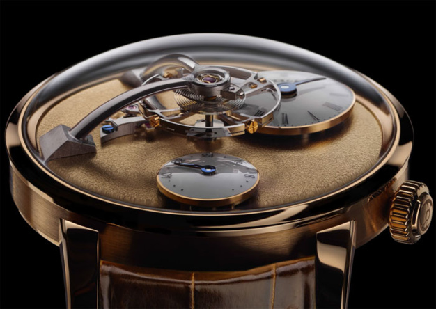 MB&F Legacy Machine 101 Frost : une montre un peu givrée MB&F Legacy Machine 101 Frost : une montre un peu givrée