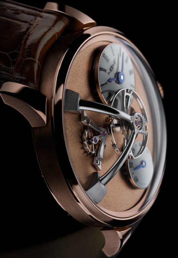 MB&F Legacy Machine 101 Frost : une montre un peu givrée MB&F Legacy Machine 101 Frost : une montre un peu givrée