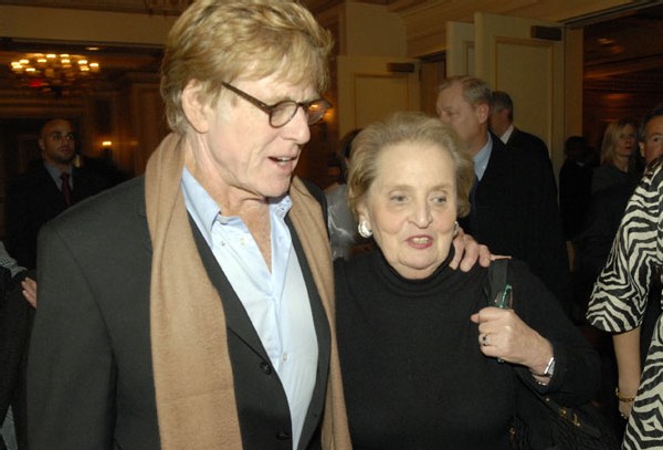 Robert Redford et Madeleine Albright