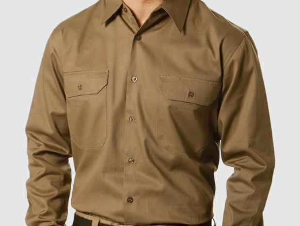 Flanelle, velours, drill, whipcord ou gabardine de coton : les chemises de l'hiver Flanelle, velours, drill, whipcord ou gabardine de coton : les chemises de l'hiver