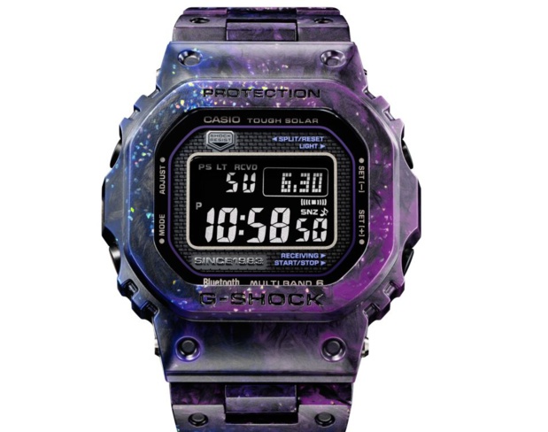 G-SHOCK : la gamme 5000 est présentée dans une version fabriquée à partir de différents matériaux en carbone