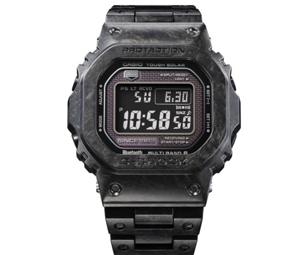 G-SHOCK : la gamme 5000 est présentée dans une version fabriquée à partir de différents matériaux en carbone