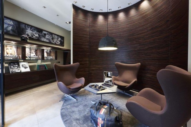 TAG Heuer : pop-up store à Saint-Tropez TAG Heuer : pop-up store à Saint-Tropez