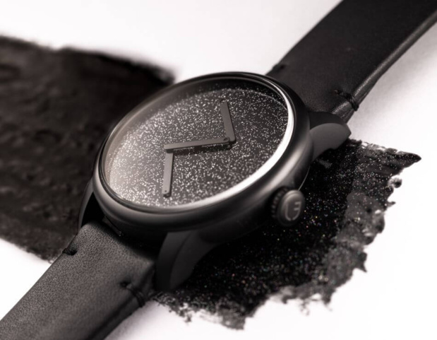 Régulateur Louis Erard x Olivier Mosset : oeuvre d'heure Régulateur Louis Erard x Olivier Mosset : oeuvre d'heure