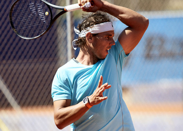 Roland Garros 2015 : Nadal et Wawrinka jouent avec leurs montres au poignet… Roland Garros 2015 : Nadal et Wawrinka jouent avec leurs montres au poignet…