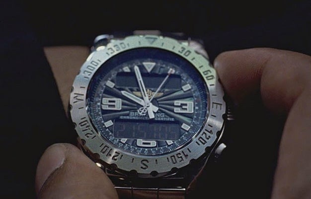 The code : Morgan Freeman porte un chrono Breitling Aerospace The code : Morgan Freeman porte un chrono Breitling Aerospace