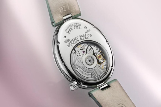 Breguet : heures délicates, sa Reine de Naples 8918 en couleur menthe à l'eau Breguet : heures délicates, sa Reine de Naples 8918 en couleur menthe à l'eau