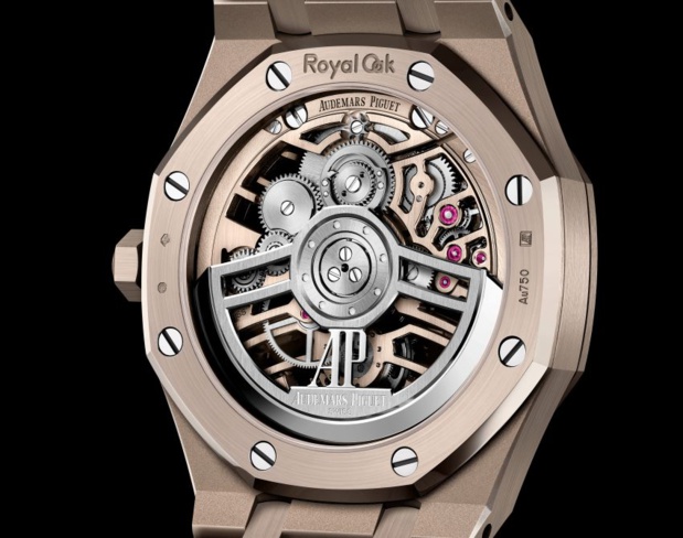 Sand gold : une Royal Oak Audemars Piguet entre or rose et or gris Sand gold : une Royal Oak Audemars Piguet entre or rose et or gris