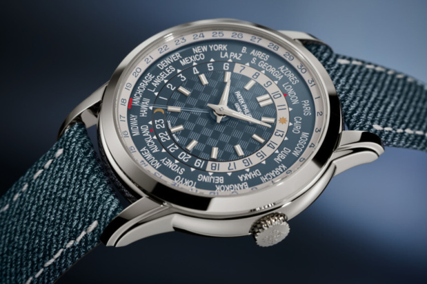 Patek Philippe Heure Universelle 5330G-001 : une nouvelle génération d'HU entre en catalogue !