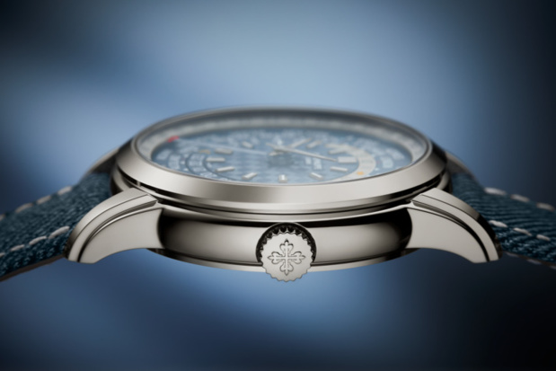 Patek Philippe Heure Universelle 5330G-001 : une nouvelle génération d'HU entre en catalogue !
