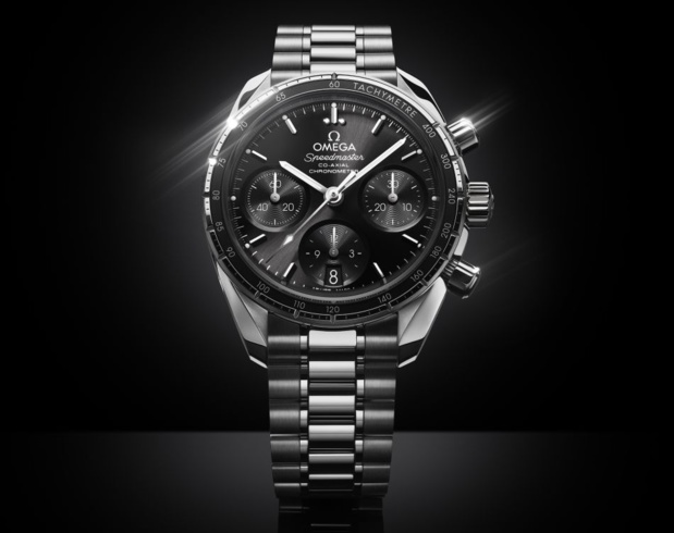 Omega : huit nouvelles Speedmaster 38 mm en or ou acier avec lunettes en diamants Omega : huit nouvelles Speedmaster 38 mm en or ou acier avec lunettes en diamants