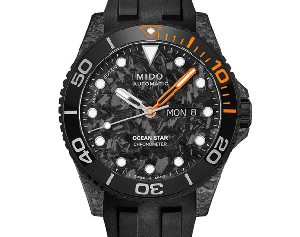 Mido Ocean Star 200C Carbon Edition Limitée Mido Ocean Star 200C Carbon Edition Limitée