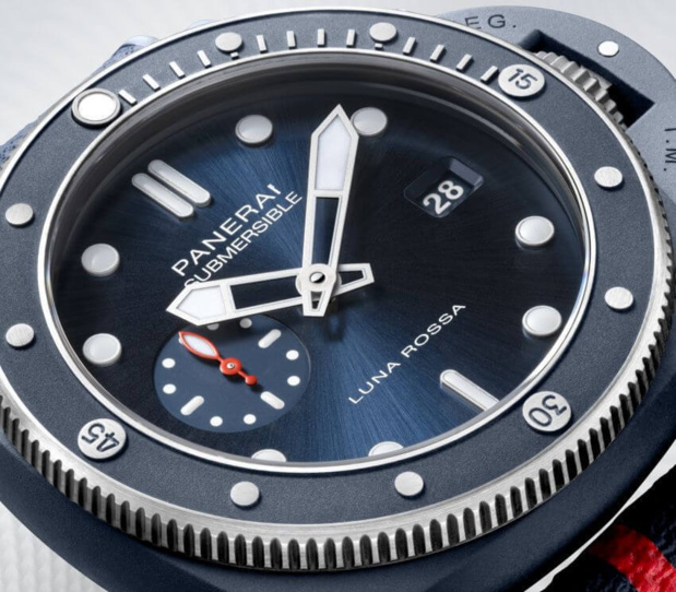 Panerai Submersible QuarantaQuattro Luna Rossa Ti-Ceramitech : pour poignets marins Panerai Submersible QuarantaQuattro Luna Rossa Ti-Ceramitech : pour poignets marins