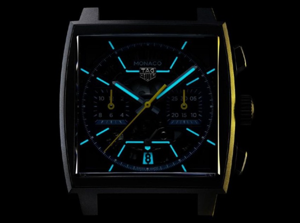 Chronographe TAG Heuer Monaco : version bleu foncé au cadran squeletté Chronographe TAG Heuer Monaco : version bleu foncé au cadran squeletté