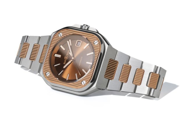 Bell & Ross BR 05 Artline : à l'heure du godron, de l'or et de l'acier Bell & Ross BR 05 Artline : à l'heure du godron, de l'or et de l'acier