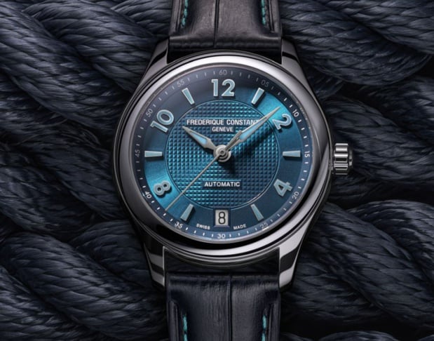 Frédérique Constant Classics Runabout Automatic : pour la première fois sur cadran bleu électrique ! Frédérique Constant Classics Runabout Automatic : pour la première fois sur cadran bleu électrique !