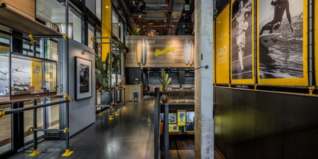 Paris : Breitling inaugure un pop-up store de 400m2 sur les Champs-Elysées Paris : Breitling inaugure un pop-up store de 400m2 sur les Champs-Elysées