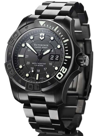 Dive Master 500 de Victorinox Swiss Army : 500 mètres de profondeur, 900 exemplaires et un mouvement mécanique Dive Master 500 de Victorinox Swiss Army : 500 mètres de profondeur, 900 exemplaires et un mouvement mécanique