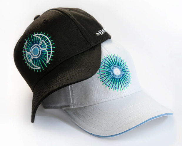 Les casquettes MB&F disponibles sur le site Internet de la marque Les casquettes MB&F disponibles sur le site Internet de la marque