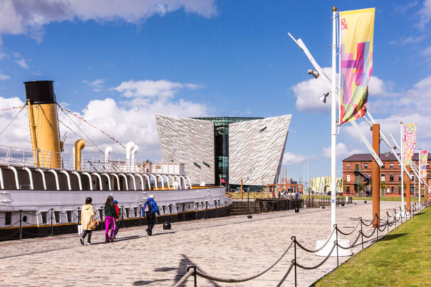 La montre de poche Tiffany offerte au capitaine qui sauva les naufragés du Titanic exposée à Belfast La montre de poche Tiffany offerte au capitaine qui sauva les naufragés du Titanic exposée à Belfast