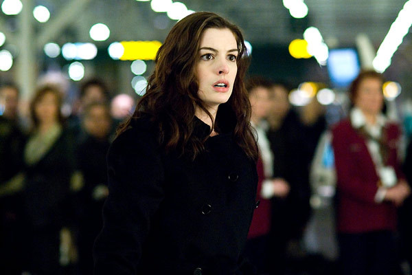 Les passagers, Anne Hathaway, DR