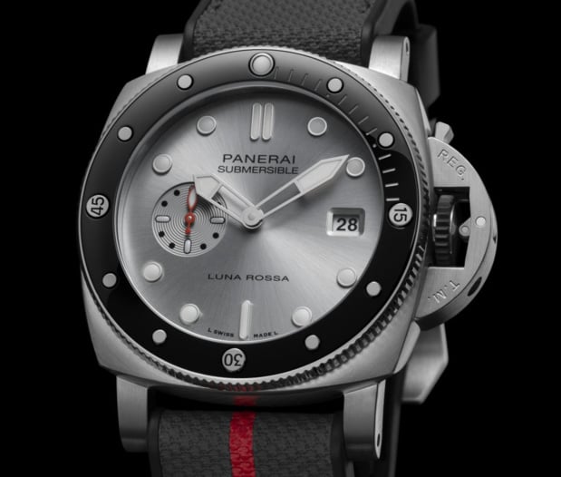 Panerai Submersible QuarantaQuattro Luna Rossa : un cadran tel la coque fuselée de l'AC75 Panerai Submersible QuarantaQuattro Luna Rossa : un cadran tel la coque fuselée de l'AC75
