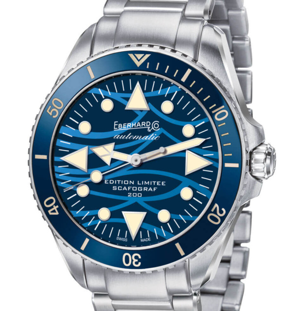 Eberhard Scafograf 200 : édition limitée à 137 exemplaires avec cadran "onde bleue" Eberhard Scafograf 200 : édition limitée à 137 exemplaires avec cadran "onde bleue"
