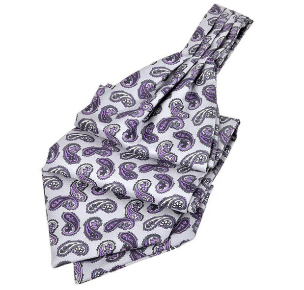 La lavallière : un accessoire délicieusement suranné ! La lavallière : un accessoire délicieusement suranné !