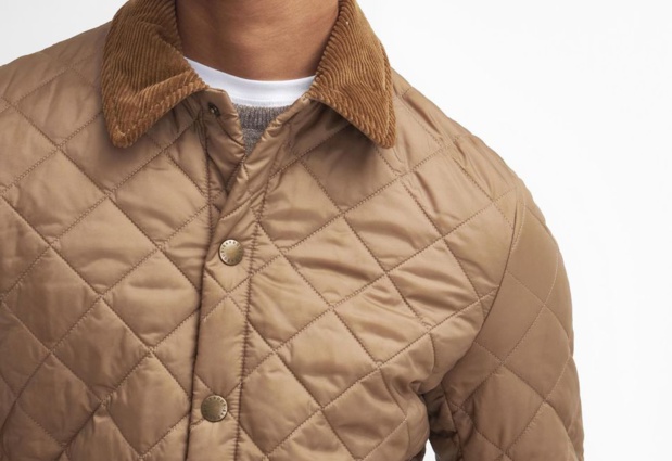 Barbour célèbre les 30 ans de la Liddesdale, son emblématique veste matelassée Barbour célèbre les 30 ans de la Liddesdale, son emblématique veste matelassée