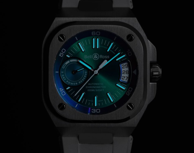 Bell & Ross BR-X5 Iridescent : les couleurs du temps Bell & Ross BR-X5 Iridescent : les couleurs du temps