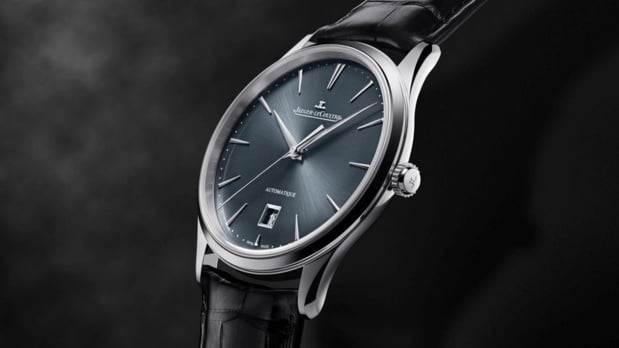 Jaeger-LeCoultre Master Ultra Thin Date : acier, 39 mm avec cadran bleu-gris dégradé Jaeger-LeCoultre Master Ultra Thin Date : acier, 39 mm avec cadran bleu-gris dégradé