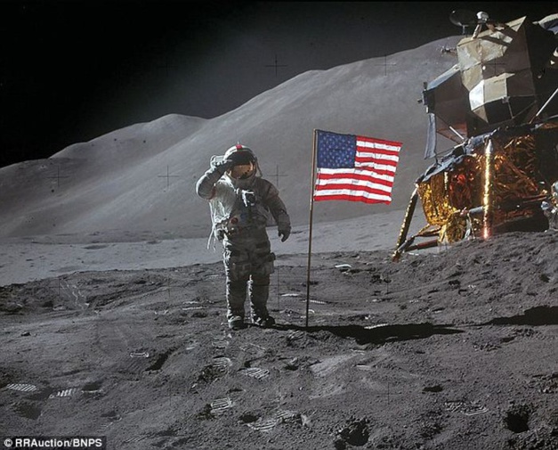 Le chrono Bulova qui a "marché sur la Lune" : estimé un million de dollars Le chrono Bulova qui a "marché sur la Lune" : estimé un million de dollars