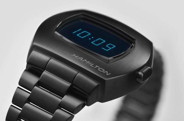 Hamilton PSR : une version en PVD noir brossé avec affichage bleu Hamilton PSR : une version en PVD noir brossé avec affichage bleu