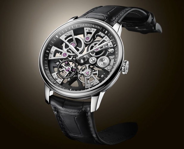Arnold & Son Nebula 40 : une nouvelle taille pour ces deux éditions en acier, noires ou dorées Arnold & Son Nebula 40 : une nouvelle taille pour ces deux éditions en acier, noires ou dorées