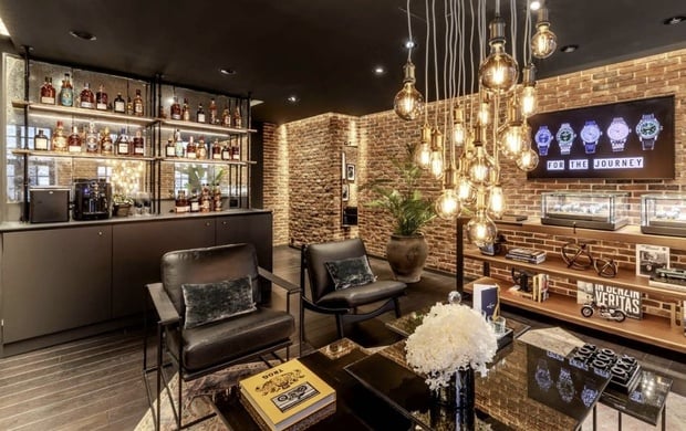 Breitling ouvre une boutique au coeur du vieux Lille avec la maison Lepage Breitling ouvre une boutique au coeur du vieux Lille avec la maison Lepage